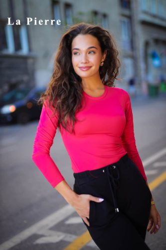La Pierre Peach magenta body