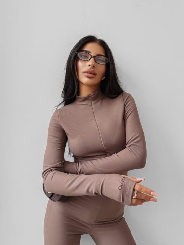 OLAVOGA TIMELESS EMBER LATTE OVERÁL