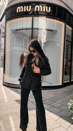 OLAVOGA TRACY FEKETE SZETT